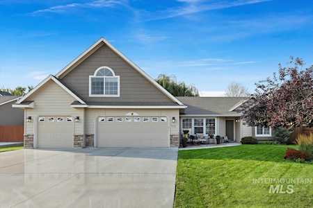 715 E New Rock Rose Court Kuna, ID 83634