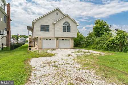 3733 Clarks Point Rd Middle River, MD 21220