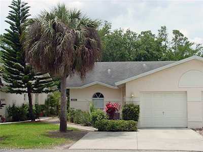 12243 Londonderry Ln Bonita Springs, FL 34135