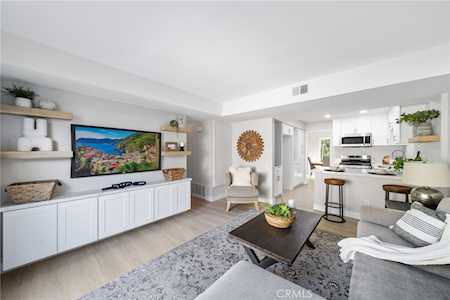 10553 Caminito Basswood San Diego, CA 92131