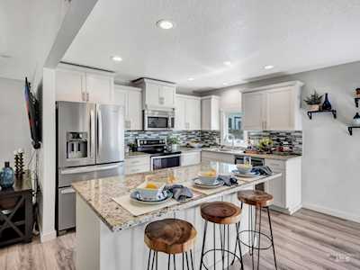 1827 S Cleveland St. Boise, ID 83705