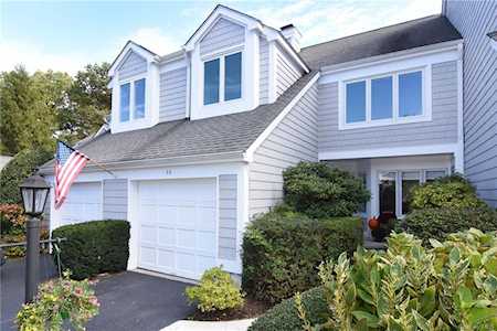 38 Oakcrest Ln Hastings-On-Hudson, NY 10706