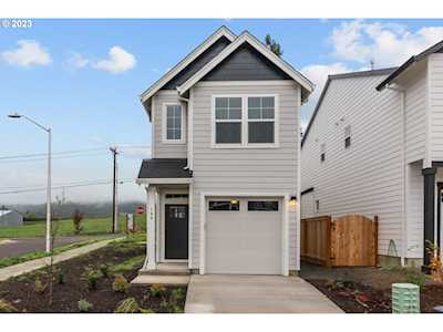 109 E Barbaras WAY Newberg, OR 97132