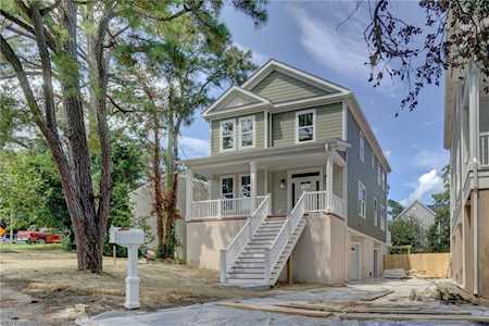 2612 Pretty Lake Ave Norfolk, VA 23518