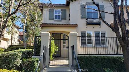 3 Weathersfield Irvine, CA 92602
