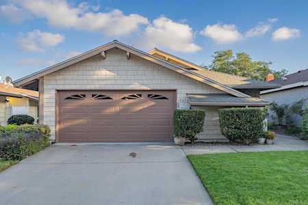 1243 La Casa Dr San Marcos, CA 92078