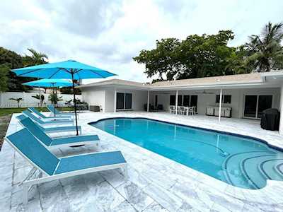 1611 SW 54th Ter Plantation, FL 33317