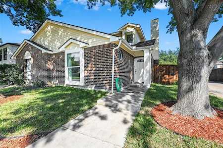 5539 Whisper Glen Drive Arlington, TX 76017