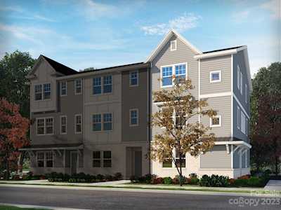 3918 Memorial Parkway Charlotte, NC 28217