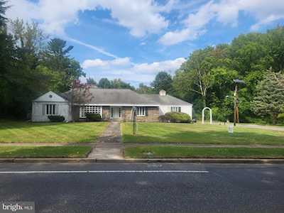 554 Cooper St Woodbury, NJ 08096