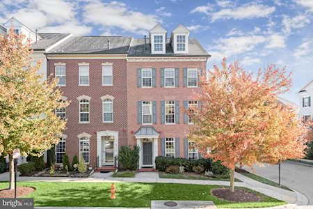 8975 Tawes St Fulton, MD 20759