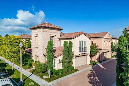 43 Lupari Irvine, CA 92618