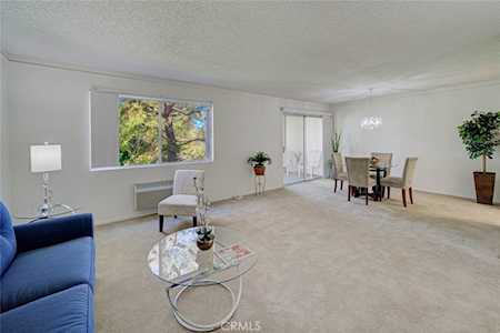 3498 W Bahia Blanca #2D Laguna Woods, CA 92637