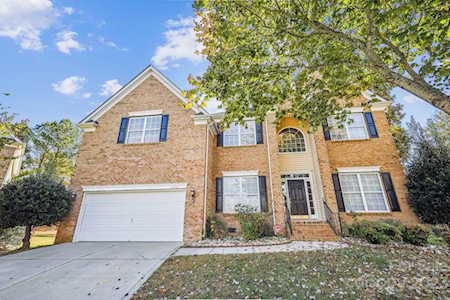 10403 Bere Island Dr Charlotte, NC 28278