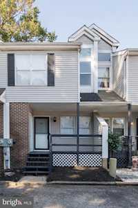 10 Kathy Ct New Castle, DE 19720