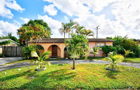 1910 N Seacrest Boulevard Boynton Beach, FL 33435