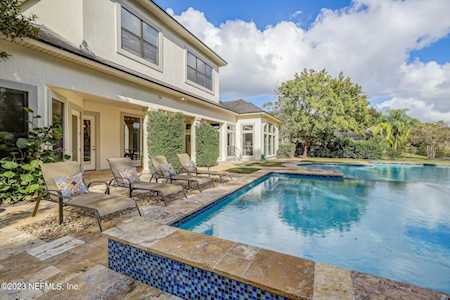 572 E Kesley LN St Johns, FL 32259