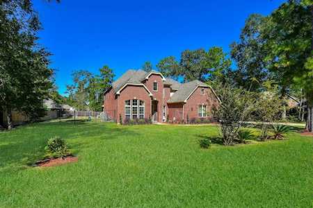 17806 Country Fields Magnolia, TX 77355
