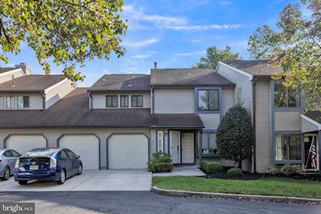 1308 Chesterwood Ct Marlton, NJ 08053
