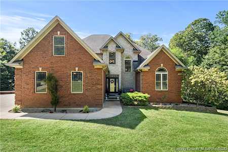 5077 Stiller Rd Floyds Knobs, IN 47119