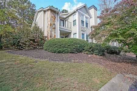 2013 Lake Pointe Circle Roswell, GA 30075