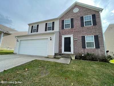 7033 Beamtree Dr Shelbyville, KY 40065