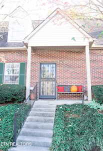 6935 Kings Crossing Way Knoxville, TN 37918