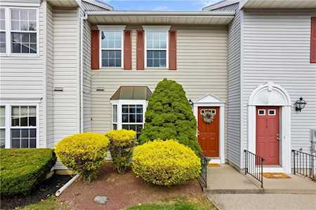 117 Brandywine Dr Bethlehem, PA 18020