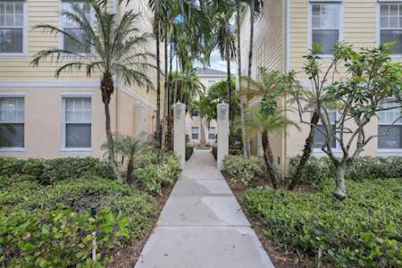 225 Murcia Drive #313 Jupiter, FL 33458