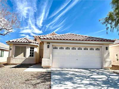2272 Chestnut Ranch Ave Henderson, NV 89052