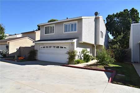 2486 Stow St Simi Valley, CA 93063