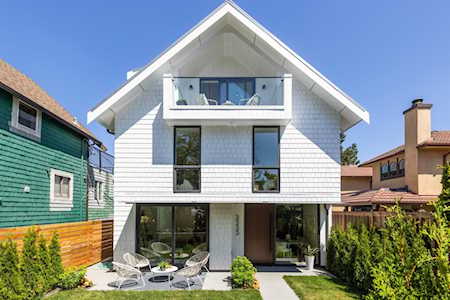 3335 W 16th Avenue Vancouver, BC V6R 3B7