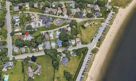 17 Lorraine St Barrington, RI 02806