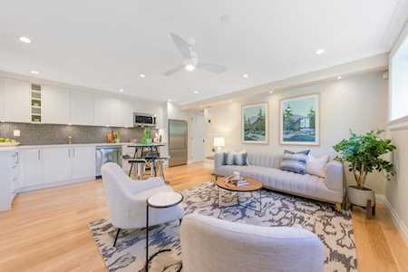 2565 Cypress Street Vancouver, BC V6J 3N1