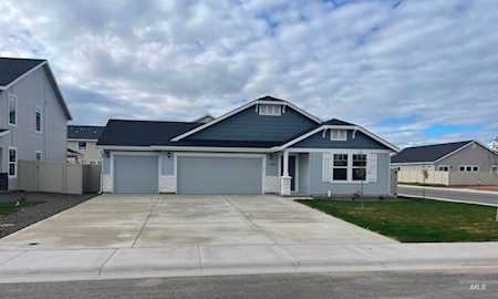 3411 S Walnut Ridge Way Nampa, ID 83686