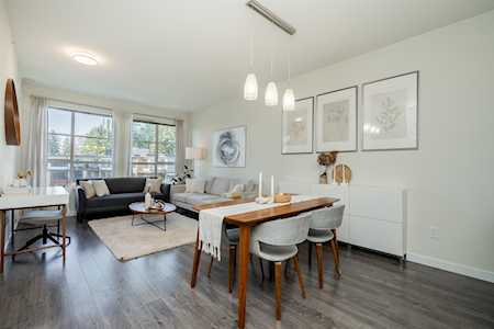 1152 Windsor Mews #510 Coquitlam, BC V3B 0N1