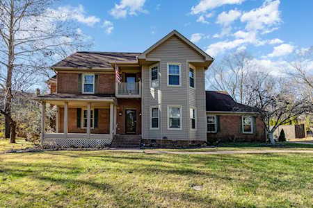 131 E Ervin Dr Hendersonville, TN 37075