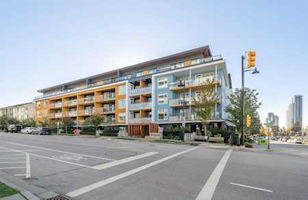 516 Foster Avenue #506 Coquitlam, BC V3J 0H8