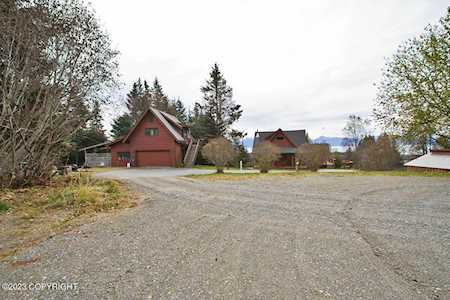 907 E Tasmania Ct Homer, AK 99603
