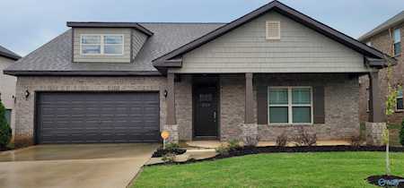 298 Holt Street Meridianville, AL 35759