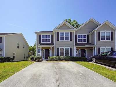 2429 Scholar Lane North Charleston, SC 29406