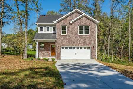 115 Brook Hollow Ct Bon Aqua, TN 37025