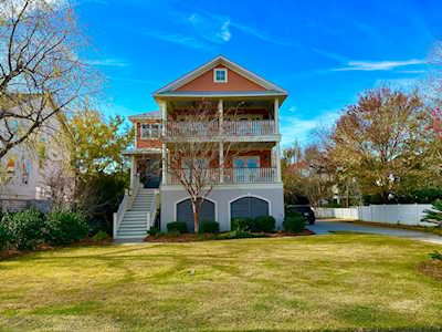 1084 Rivershore Road Charleston, SC 29492