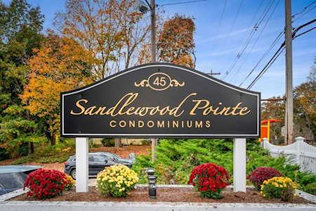 45 Macy St #200-C Amesbury, MA 01913