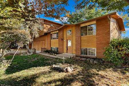 593 W 2200 N Clinton, UT 84015