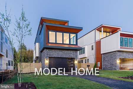 1133 Buchanan St Mclean, VA 22101