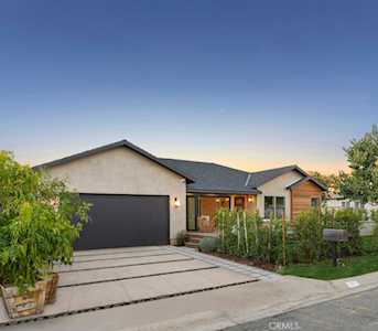 354 La Perle Ln Costa Mesa, CA 92627