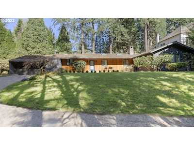4205 SW Torr LN Portland, OR 97221