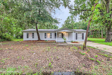 1611 Howard RD Jacksonville, FL 32218