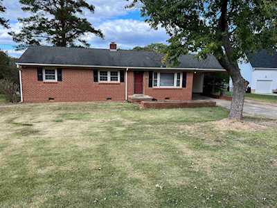 629 Rand Road Garner, NC 27529